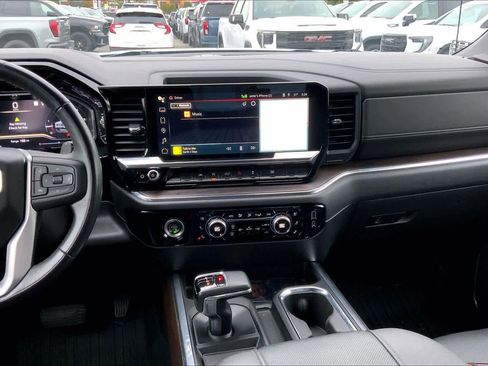 Used 2023 GMC Sierra 1500 SLT w/ SLT Convenience Package image 6