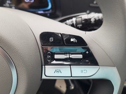 New 2026 Hyundai Elantra SE FWD image 24