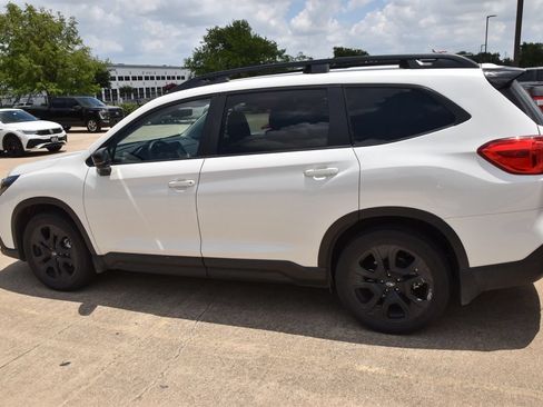 Used 2025 Subaru Ascent Bronze Edition AWD/4WD image 7