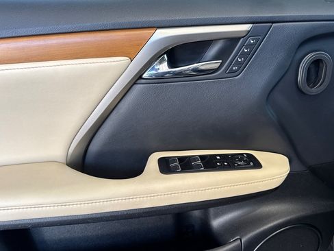 Certified 2022 Lexus RX 350 FWD w/ Premium Package image 12