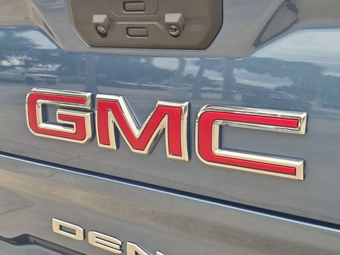 Used 2026 GMC Sierra 1500 Denali w/ Technology Package AWD/4WD image 5