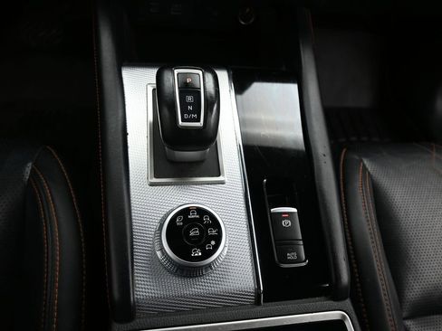 Used 2022 Mitsubishi Outlander SEL image 15