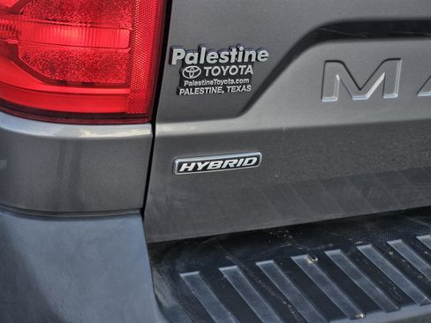 Used 2022 Ford Maverick Lariat FWD image 8
