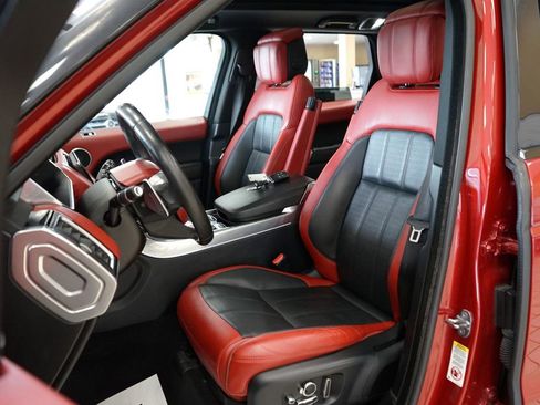 Used 2019 Land Rover Range Rover Sport HSE Dynamic AWD/4WD image 2