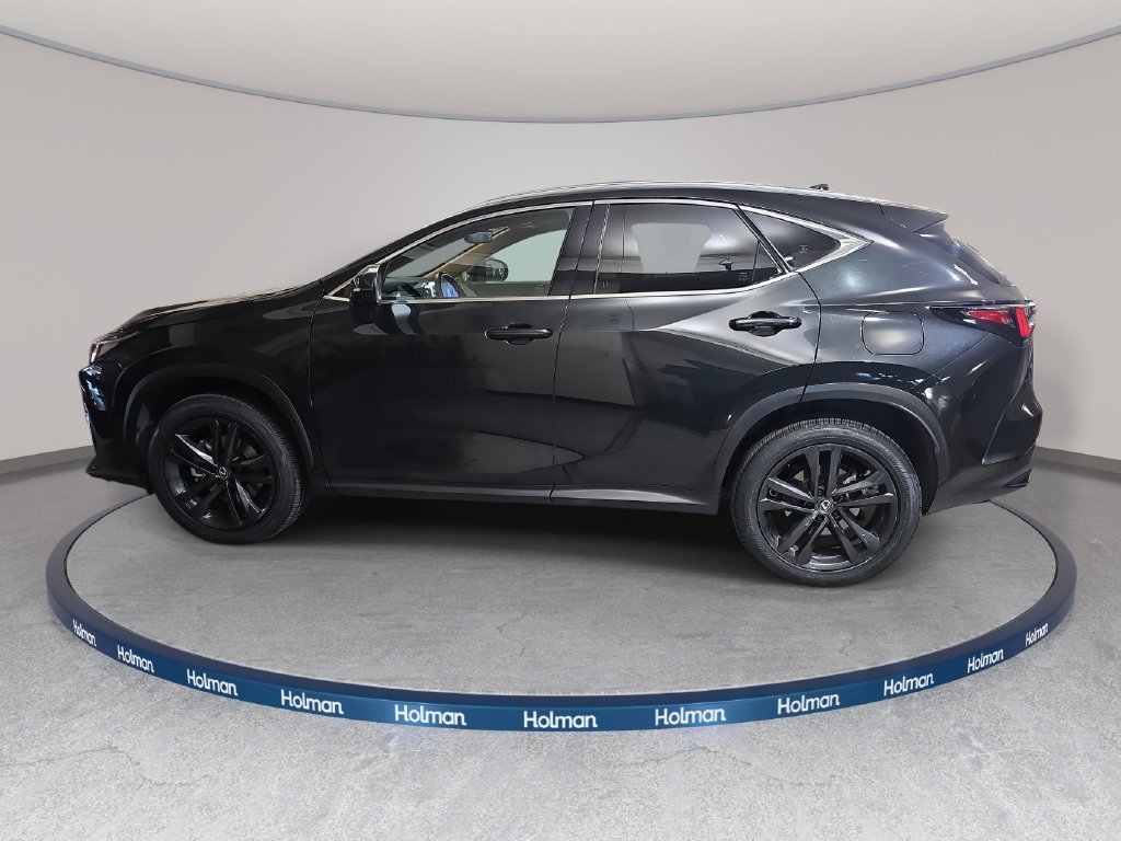 Used 2024 Lexus NX 450h+ AWD w/ Vision Package image 8