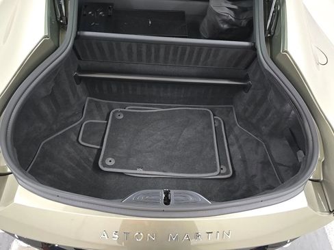 Used 2025 Aston Martin V8 Vantage Coupe RWD image 19