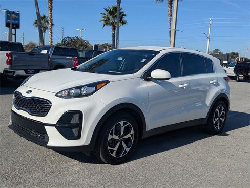 Used 2020 Kia Sportage LX image 6