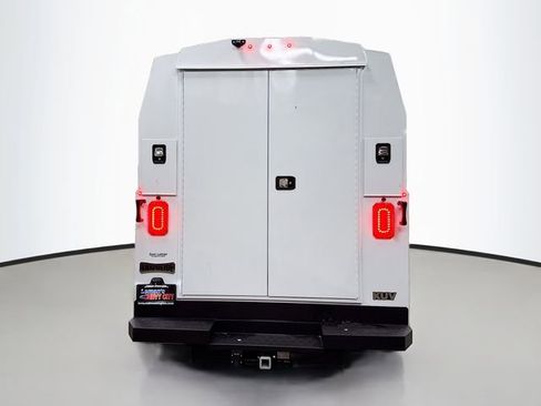 New 2025 Chevrolet Express 3500 w/ Power Convenience Package image 7