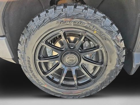 Used 2020 GMC Sierra 1500 Elevation AWD/4WD image 11