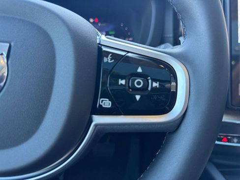 New 2026 Volvo XC60 T8 Ultra w/ Protection Package Premier AWD/4WD image 14