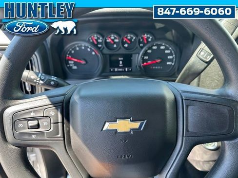 Used 2022 Chevrolet Silverado 1500 Custom AWD/4WD image 21