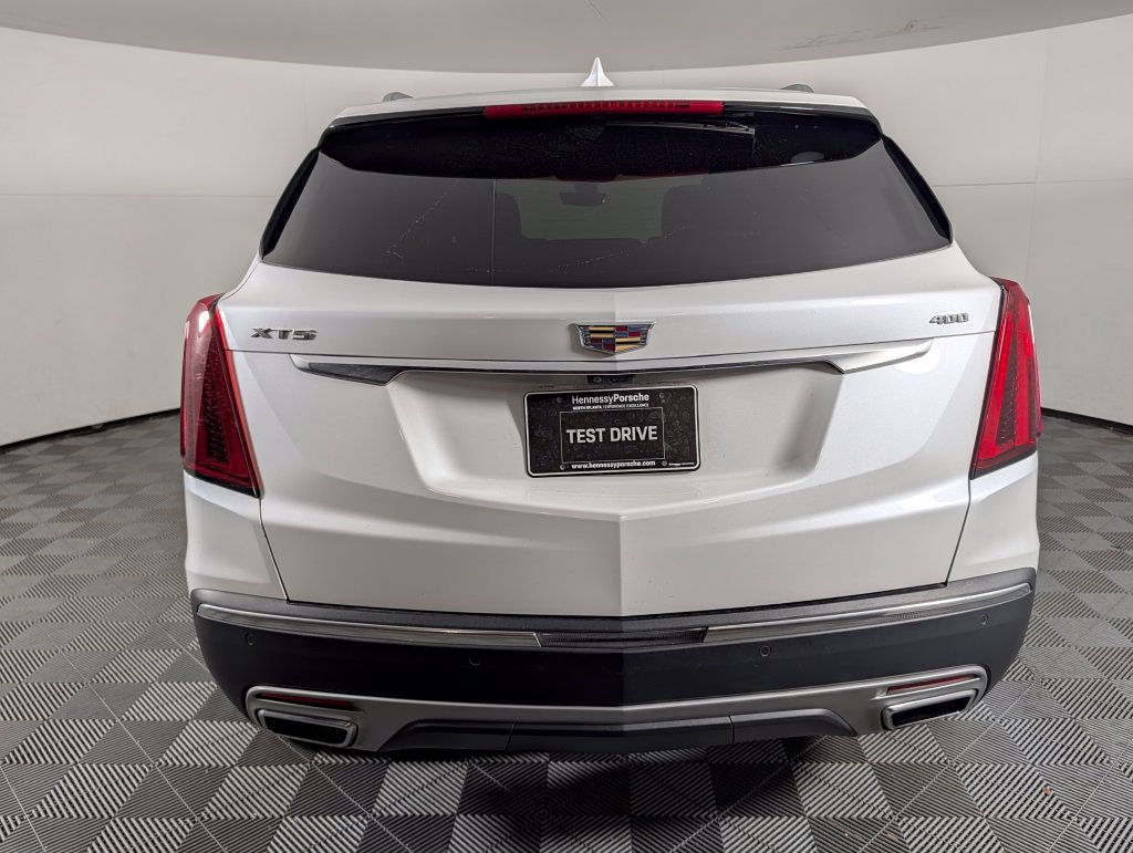 Used 2022 Cadillac XT5 Premium Luxury w/ Technology Package FWD image 6