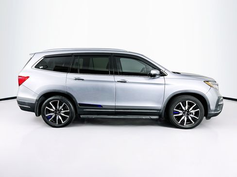 Used 2019 Honda Pilot Touring image 10
