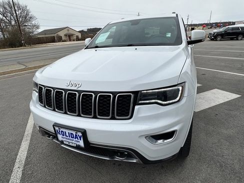 Used 2018 Jeep Grand Cherokee Limited image 14