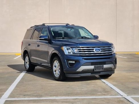 Used 2020 Ford Expedition XLT w/ Equipment Group 202A RWD image 3