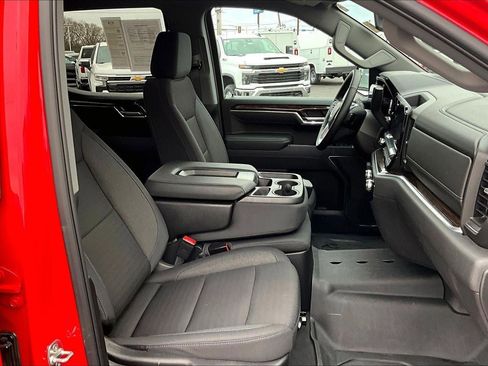 Used 2025 GMC Sierra 1500 Elevation w/ X31 Off-Road Package AWD/4WD image 7