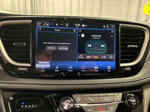 New 2026 Chrysler Pacifica Select w/ S Appearance Package image 15