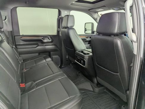Used 2024 GMC Sierra 3500 Denali w/ Denali Reserve Package AWD/4WD image 19