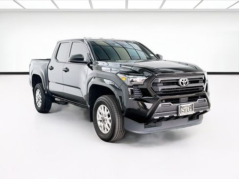 Used 2024 Toyota Tacoma SR RWD image 3