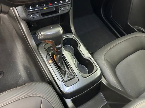 Used 2021 GMC Canyon AT4 w/ Driver Alert Package image 21