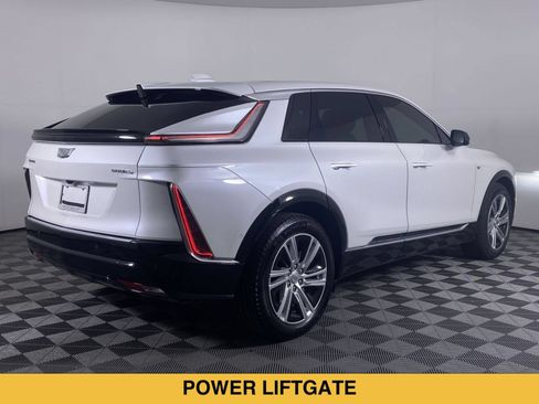 Certified 2024 Cadillac Lyriq Tech w/ Driver Assist Package AWD/4WD image 19