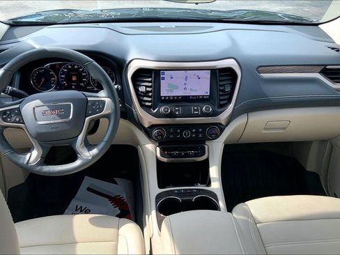 Used 2023 GMC Acadia Denali w/ Denali Ultimate Package AWD/4WD image 14