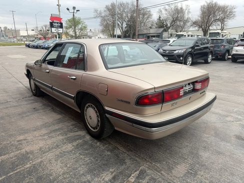 Used 1992 Buick Le Sabre Limited FWD image 5