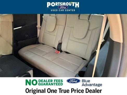 Used 2021 Ford Explorer XLT w/ Equipment Group 202A image 9