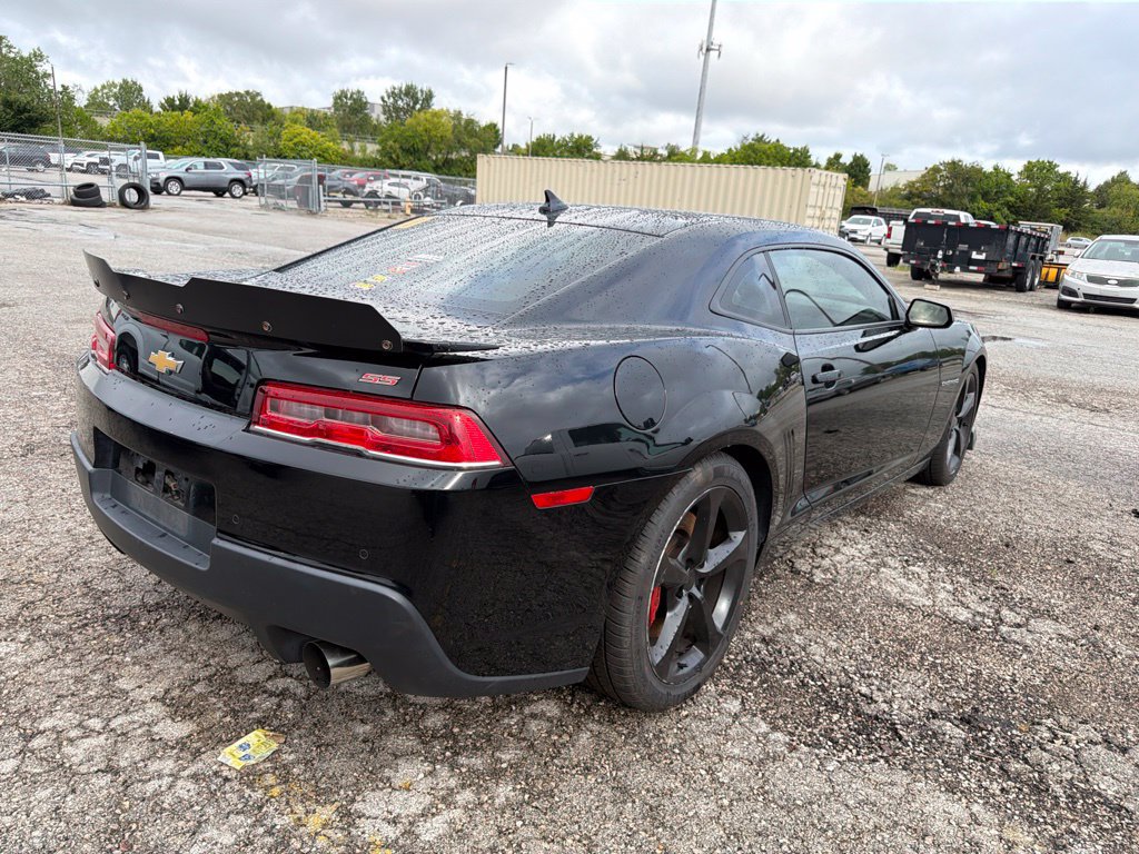 Used 2014 Chevrolet Camaro SS w/ RS Package RWD image 6