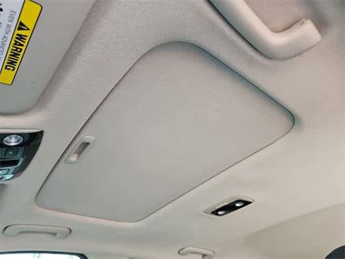 Used 2023 Kia Niro Wave w/ Wave Preserve Package image 19