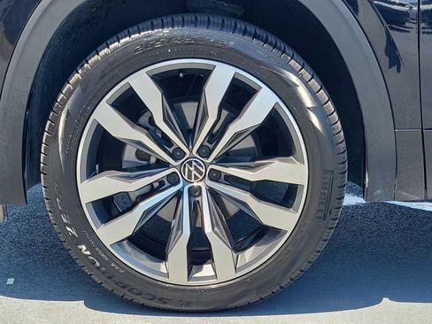 Used 2023 Volkswagen Atlas SEL Premium AWD/4WD image 13