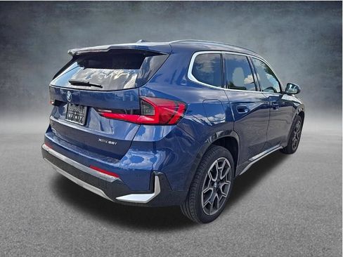 Used 2025 BMW X1 xDrive28i w/ Convenience Package AWD/4WD image 8