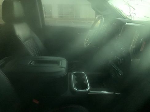 Used 2020 Chevrolet Silverado 1500 LT Trail Boss image 4