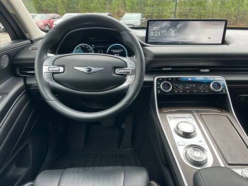 Used 2023 Genesis GV80 2.5T w/ Prestige Package image 2