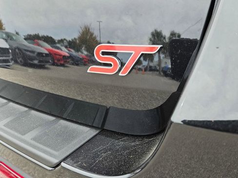 New 2026 Ford Explorer ST w/ Sun And Sound Package image 40