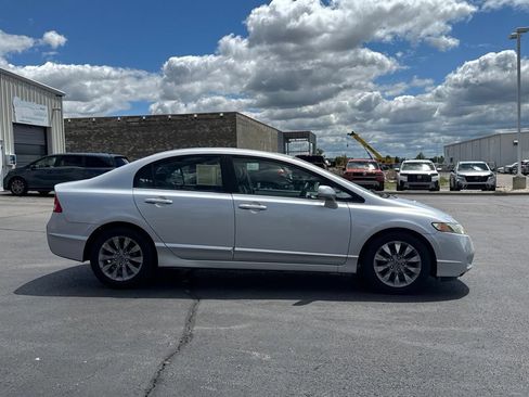 Used 2011 Honda Civic EX image 8
