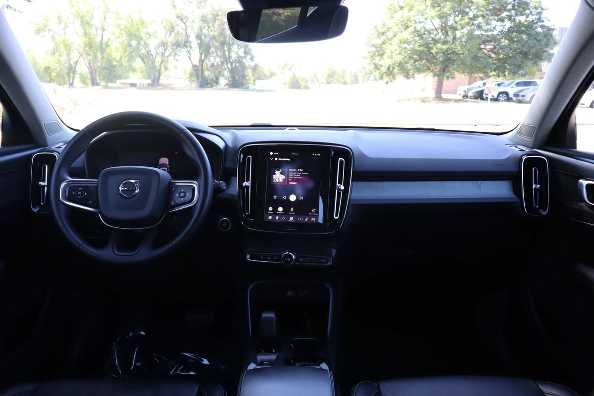Used 2024 Volvo XC40 B5 Core w/ Protection Package Premier AWD/4WD image 16