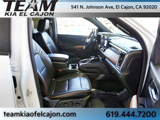 Used 2023 GMC Canyon AT4 w/ AT4 Premium Package AWD/4WD image 13