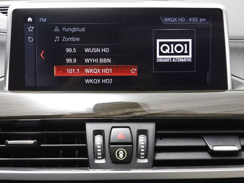 Used 2021 BMW X1 xDrive28i w/ Premium Package image 10