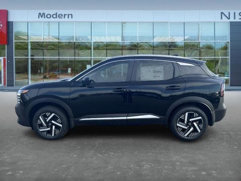 New 2026 Nissan Kicks SV image 7