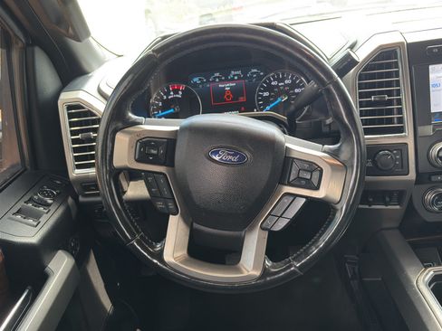 Used 2017 Ford F250 Platinum w/ Platinum Ultimate Package AWD/4WD image 16