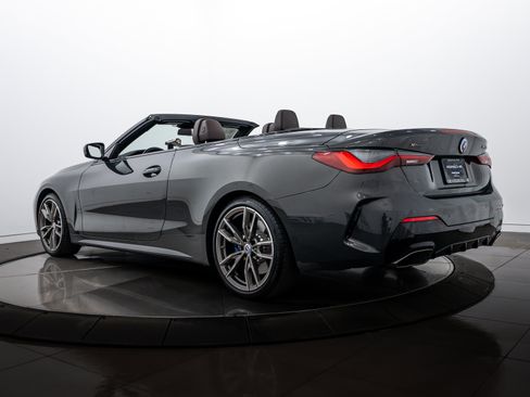 Used 2023 BMW 440i xDrive Convertible w/ Premium Package image 3