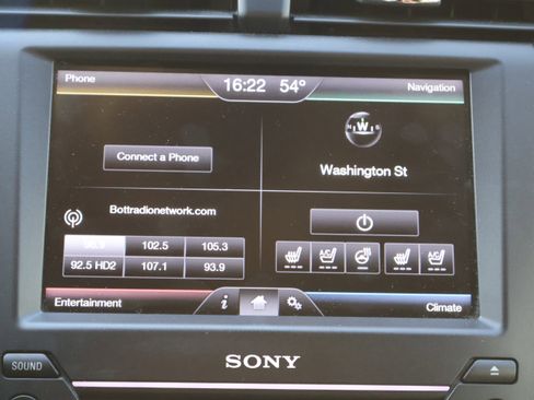 Used 2016 Ford Fusion Titanium w/ Terracotta Package image 25