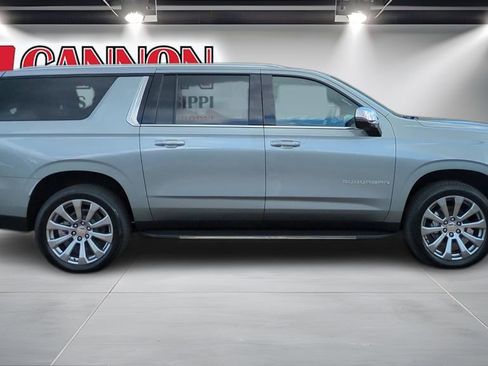 New 2026 Chevrolet Suburban Premier RWD image 4