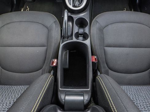 Used 2015 Kia Soul + FWD image 23