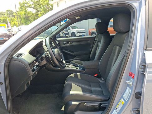 Used 2023 Honda Civic Sport image 13