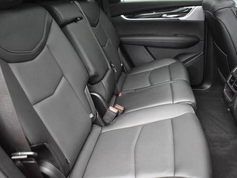 Used 2021 Cadillac XT5 Premium Luxury image 30