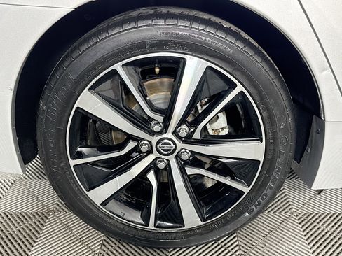 Used 2021 Nissan Maxima 3.5 SV w/ Floor Mat Group image 49