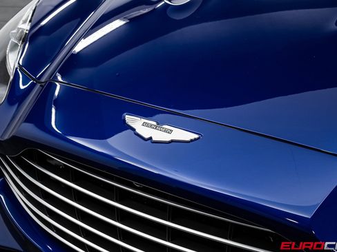 Used 2022 Aston Martin DBX image 9