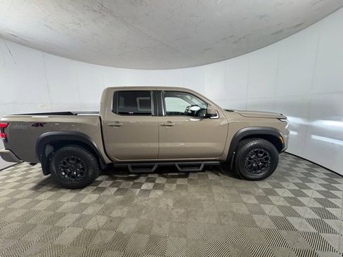 Used 2023 Nissan Frontier PRO-4X w/ Pro-4X Premium Package image 6